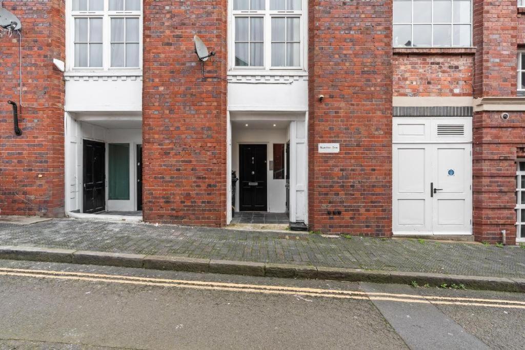 Charming 2-Bedroom Apartment With Excellent Amenities Birmingham Exterior photo